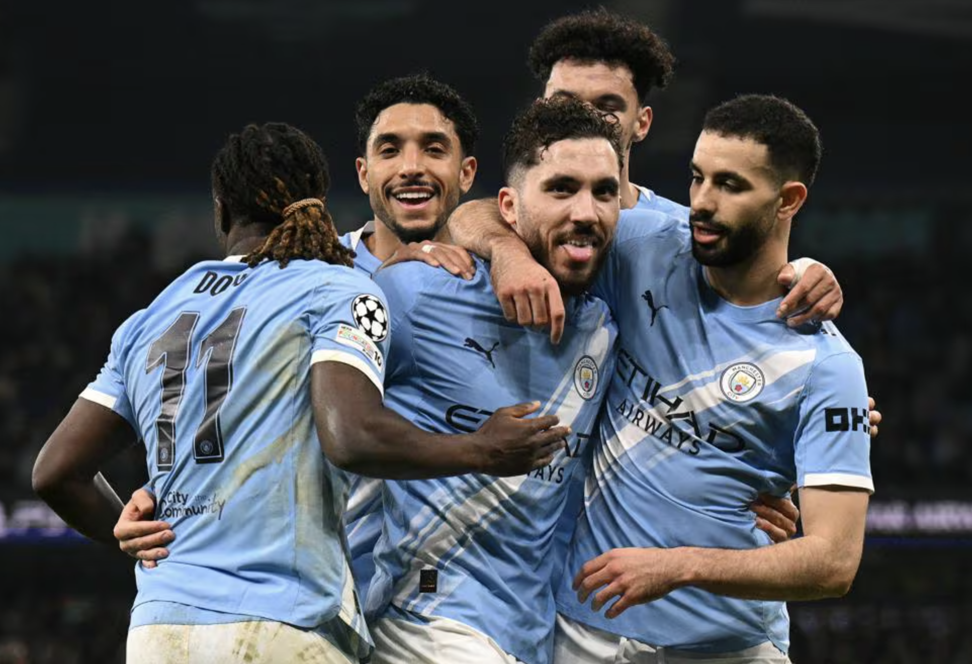 Man City, Barcelona hiên ngang vào top 8 Champions League - Ảnh 2.