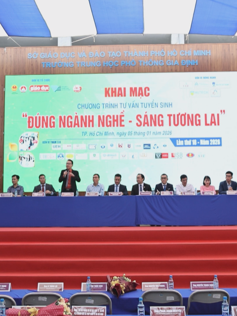 Khai mạc chương trình tư vấn tuyển sinh "Đúng ngành nghề - Sáng tương lai" năm 2026