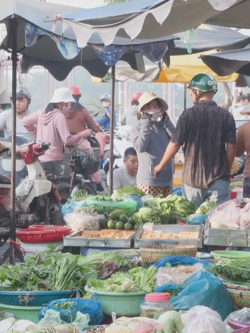 Giá rau, củ, quả ổn định tại chợ truyền thống