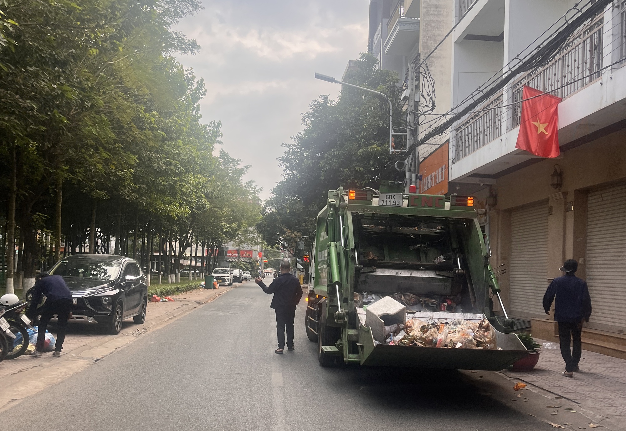 Bảng giá thu gom rác Đồng Nai mới nhất cho dịch vụ vận chuyển và xử lý rác - Ảnh 1.