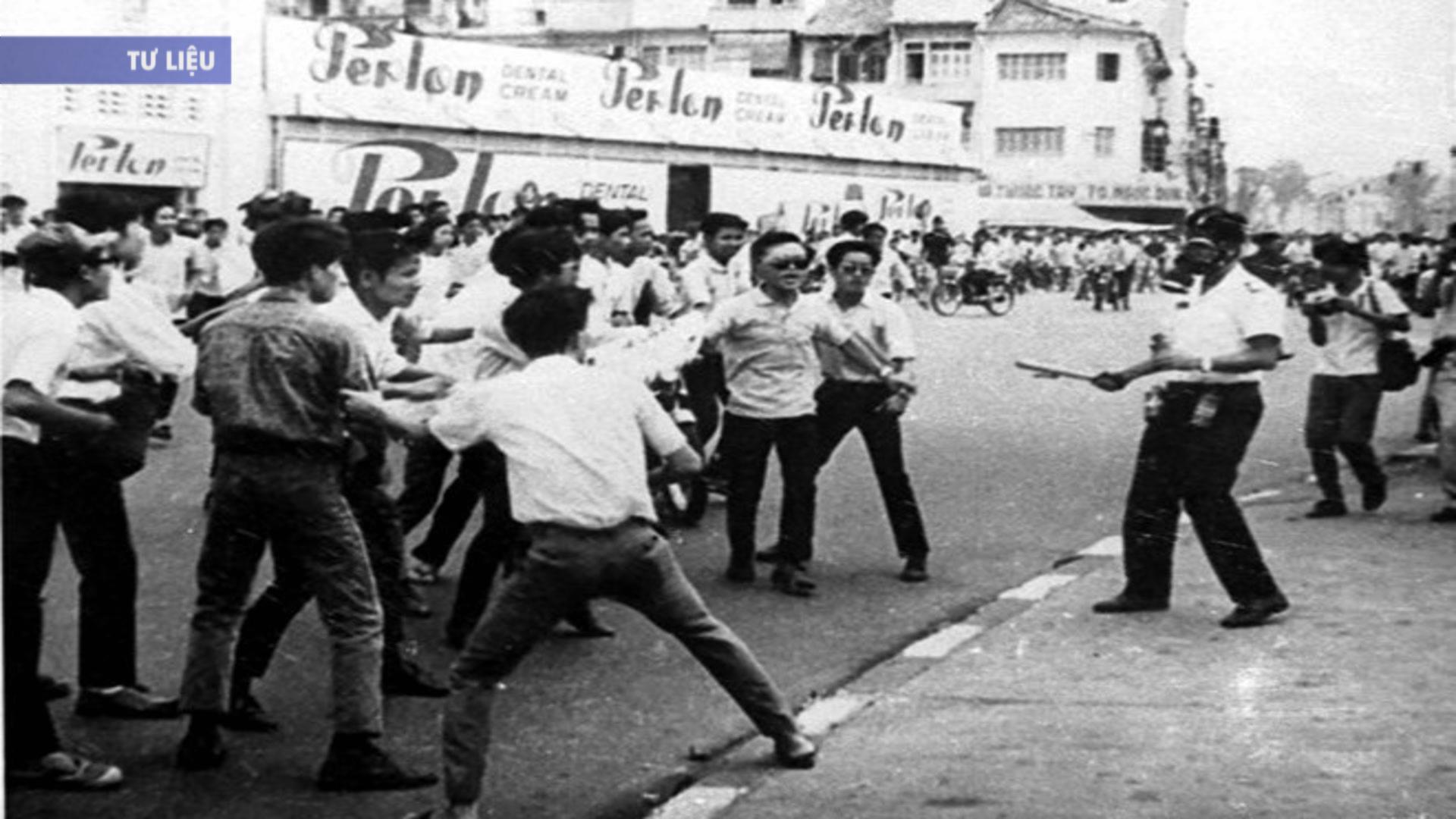 Kỷ niệm 76 năm ngày truyền thống học sinh, sinh viên: Viết tiếp truyền thống anh hùng của tuổi trẻ- Ảnh 3.