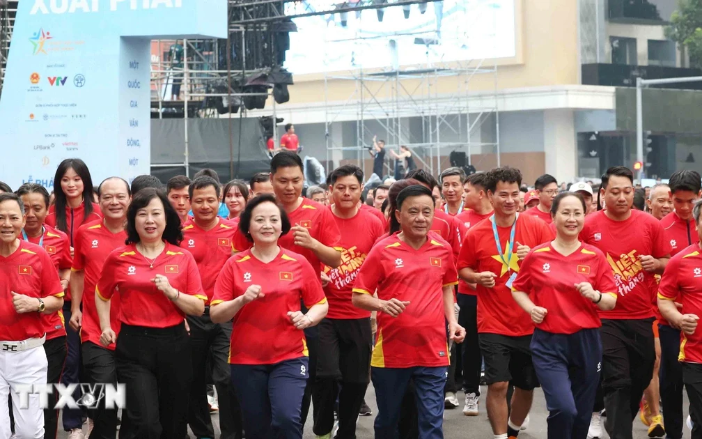 Phát động phong trào mỗi người dân tập luyện ít nhất một môn thể thao