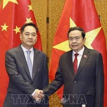 Chủ tịch Quốc hội Trần Thanh Mẫn tiếp các nhân sĩ hữu nghị Trung Quốc