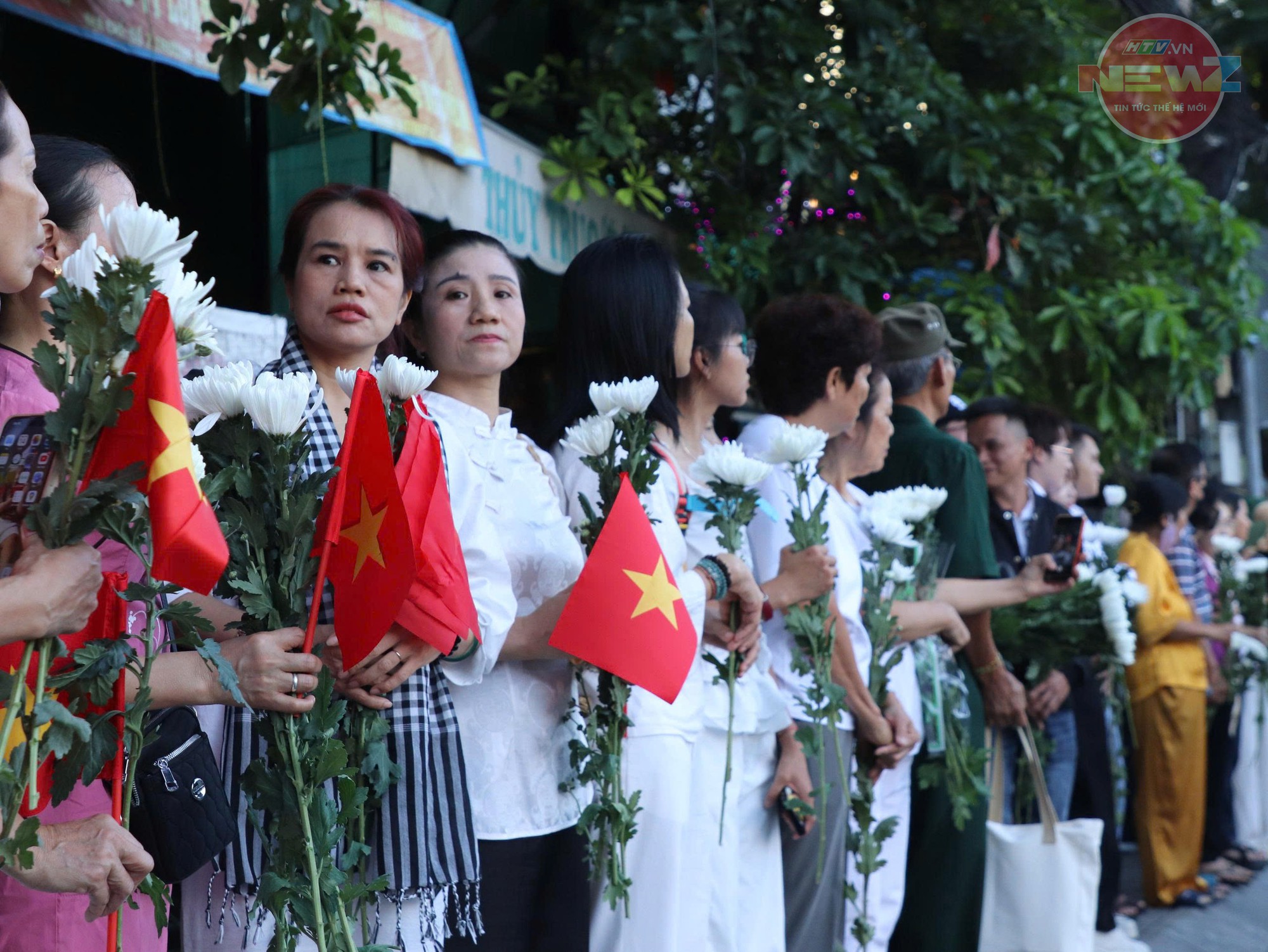 Lễ viếng, lễ truy điệu hài cốt liệt sĩ đã anh dũng hy sinh vì độc lập, tự do của Tổ quốc Việt Nam xã hội chủ nghĩa: Ngày hôm nay các Anh đã trở về - Ảnh 4.