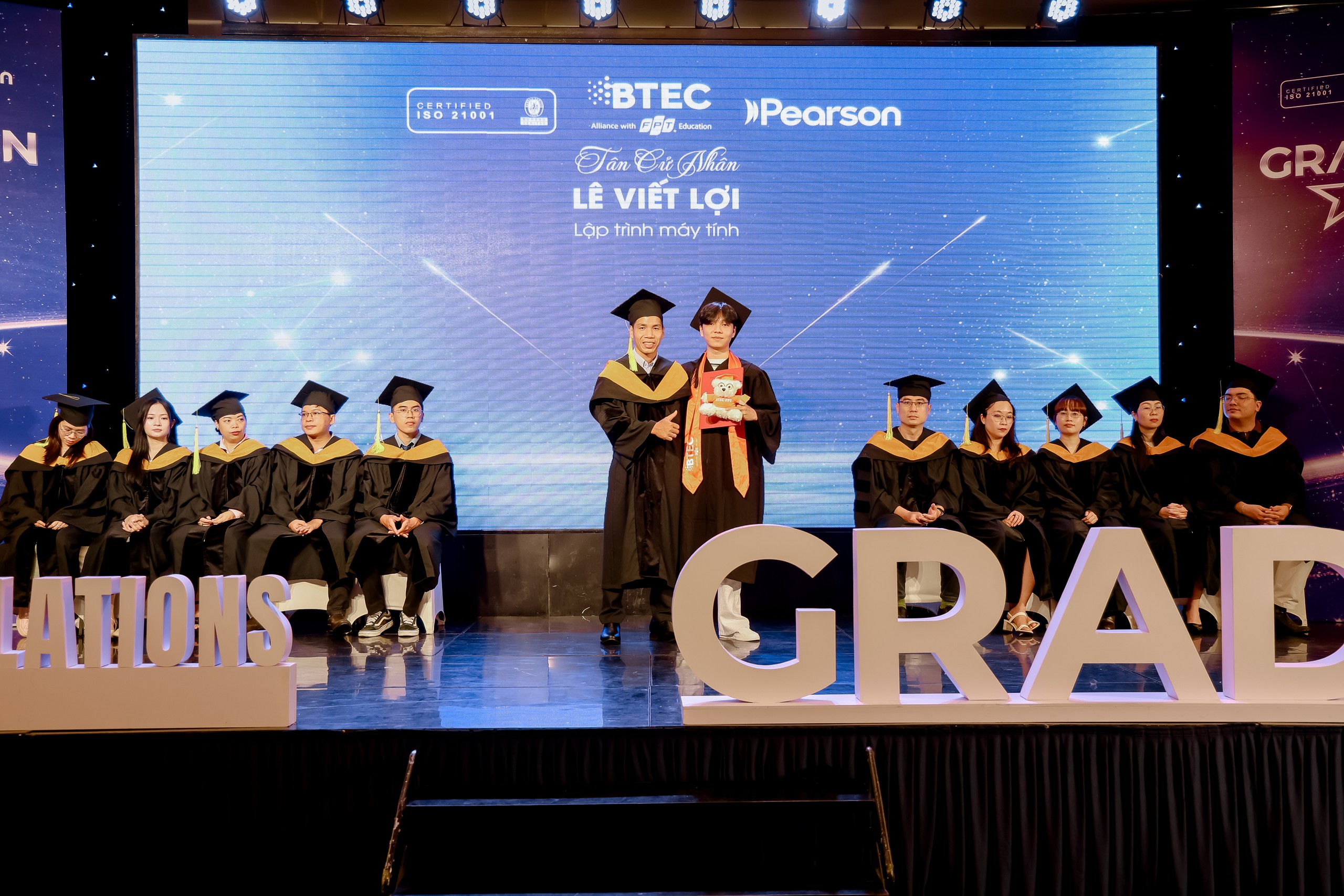 Gallery - BTEC FPT TP. Hồ Chí Minh tổ chức Lễ tốt nghiệp khóa 7, góp phần phát triển nguồn nhân lực chuẩn quốc tế - image 5