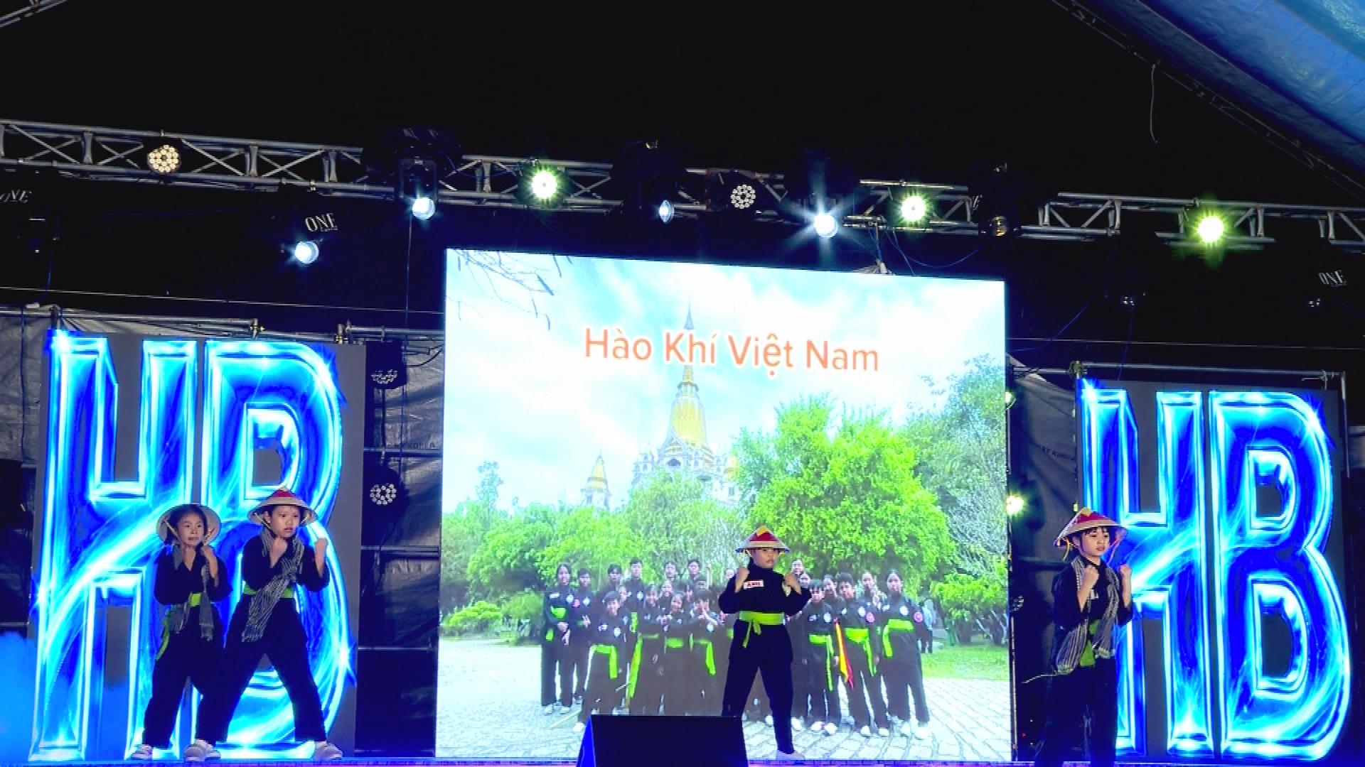TP. Hồ Chí Minh tăng cường bảo tồn, phát huy giá trị Di sản văn hoá phi ...