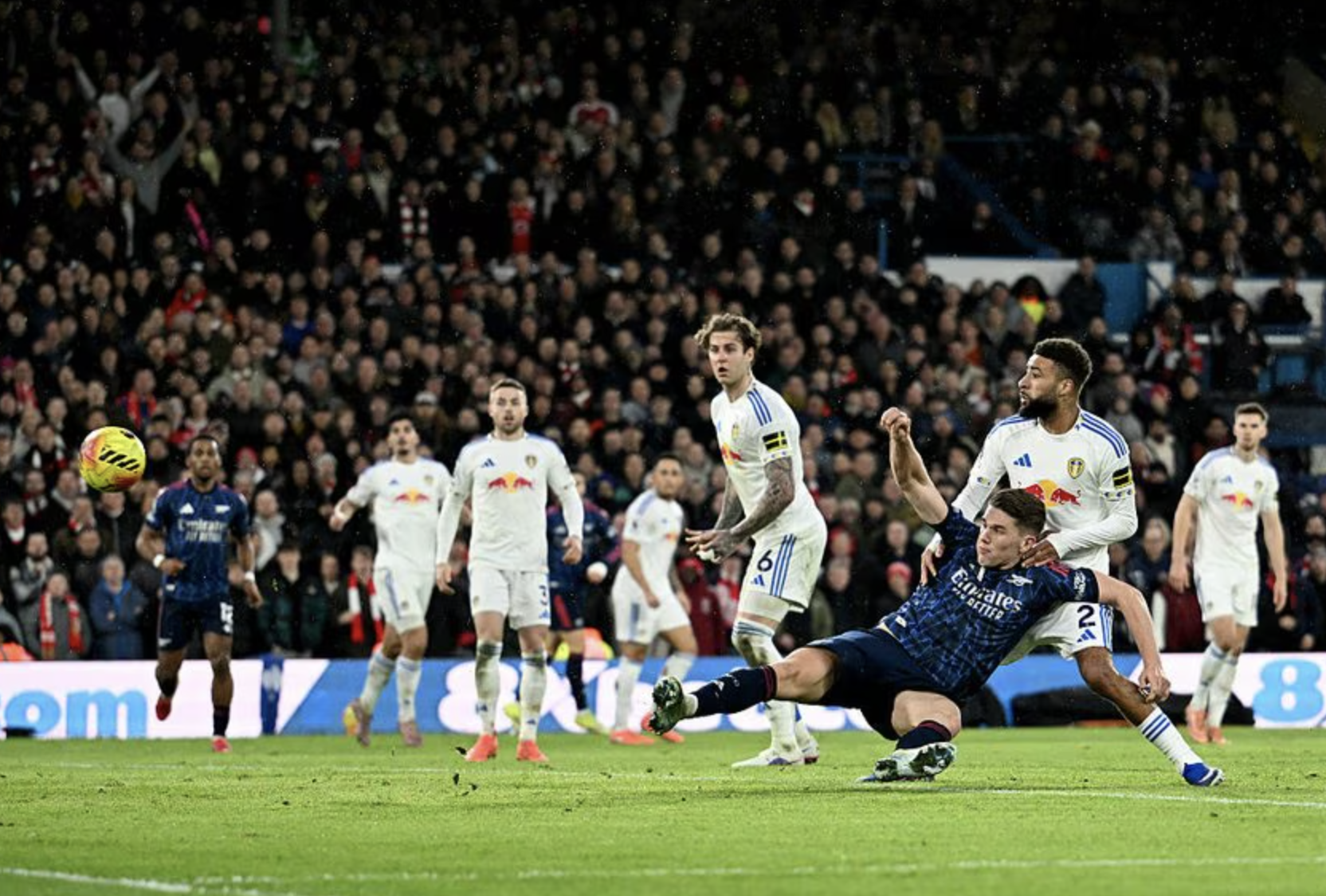 Thắng đậm Leeds United, Arsenal vững ngôi đầu Ngoại hạng - Ảnh 4.