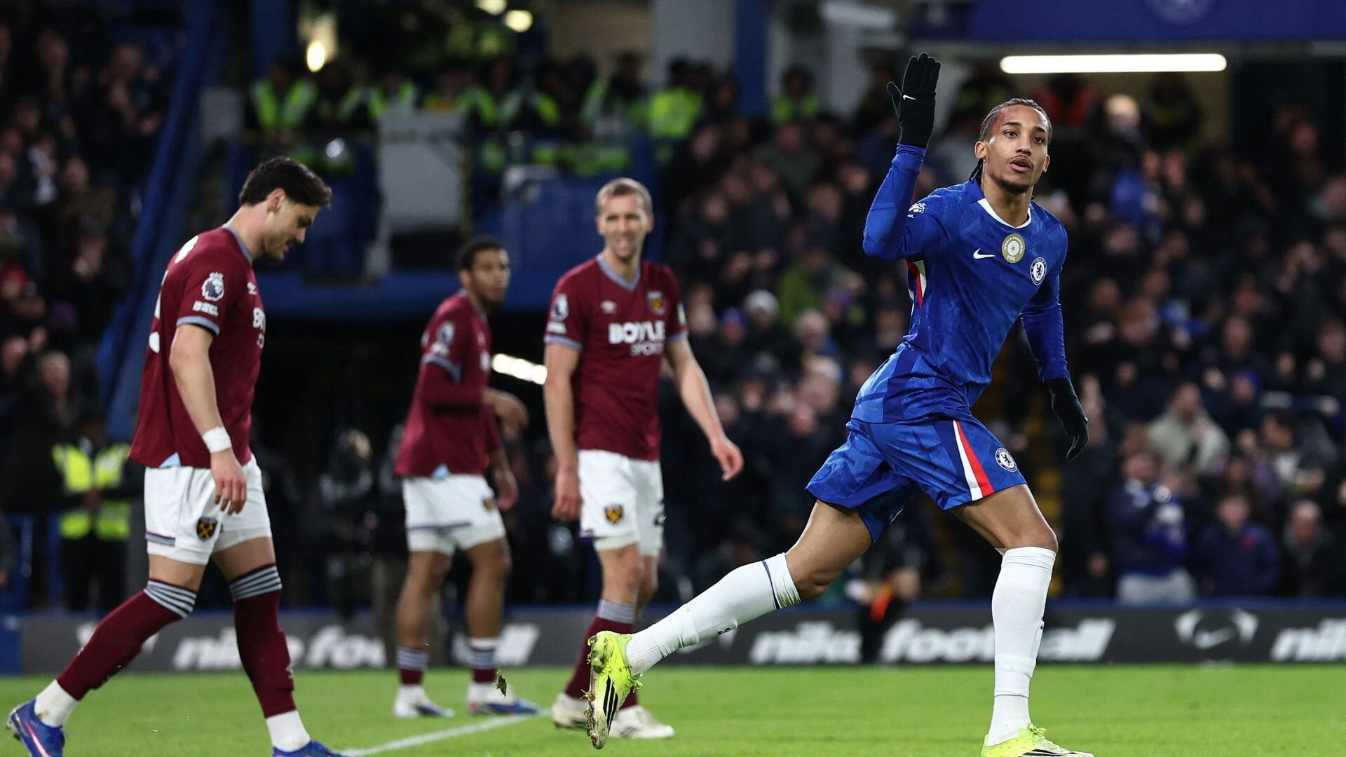Chelsea ngược dòng ngoạn mục đánh bại West Ham- Ảnh 10.