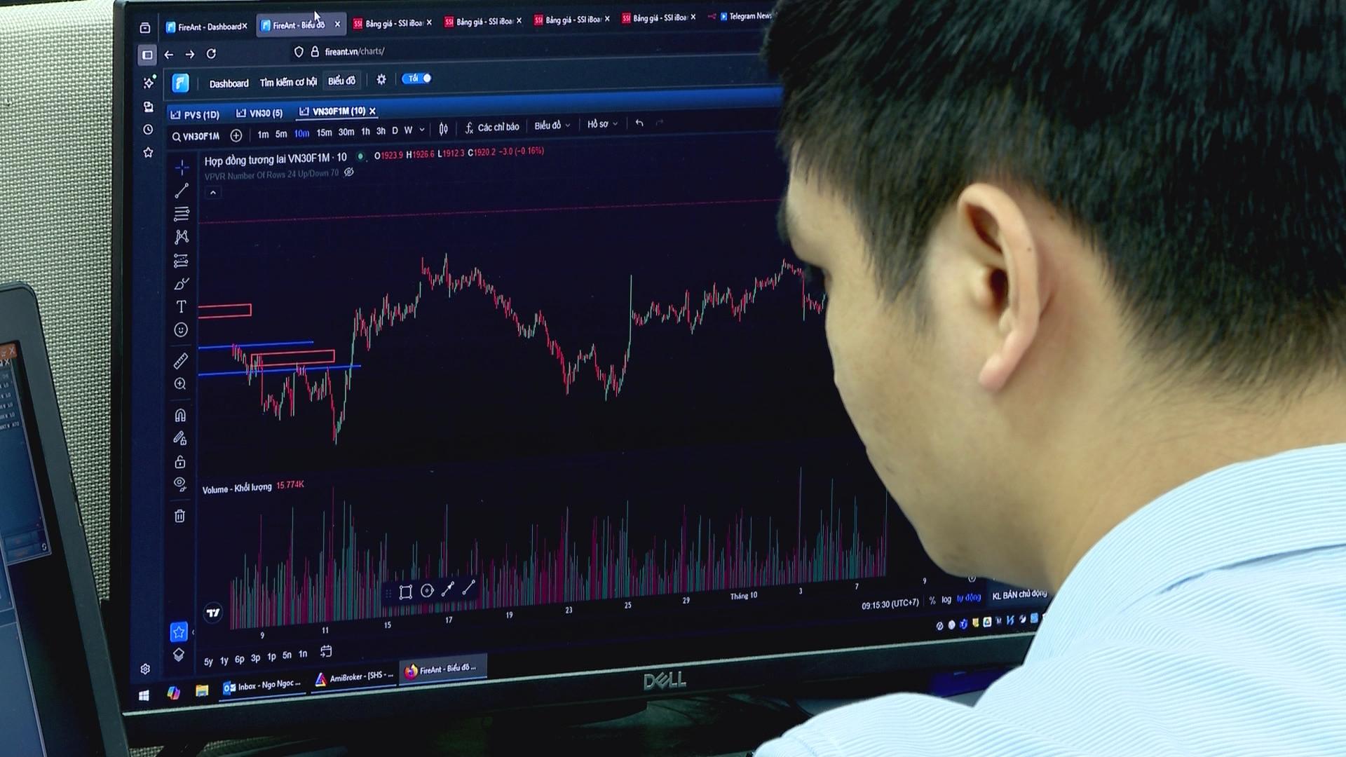 60 Giây ngày 10/2/2026 | Hoàn thành cao tốc Biên Hòa - Vũng Tàu, công nhân phấn khởi về quê đón Tết - Ảnh 6.