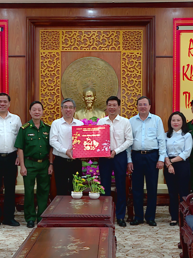 TP. Hồ Chí Minh đồng hành cùng Tây Ninh đảm bảo an sinh xã hội dịp Tết Nguyên Đán