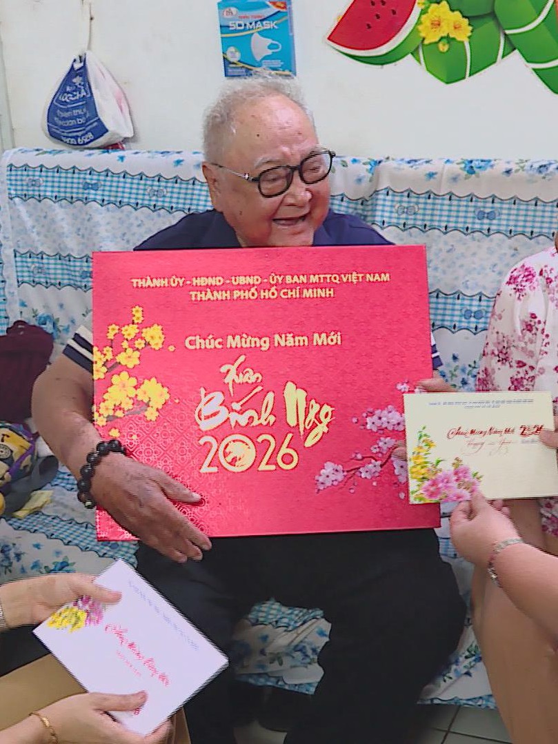 Lãnh đạo TP. Hồ Chí Minh thăm, chúc Tết trí thức và văn nghệ sĩ tiêu biểu xuân Bính Ngọ 2026