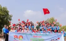 Thiếu nhi Thành phố về với vùng biên nhân mùa Xuân mới 