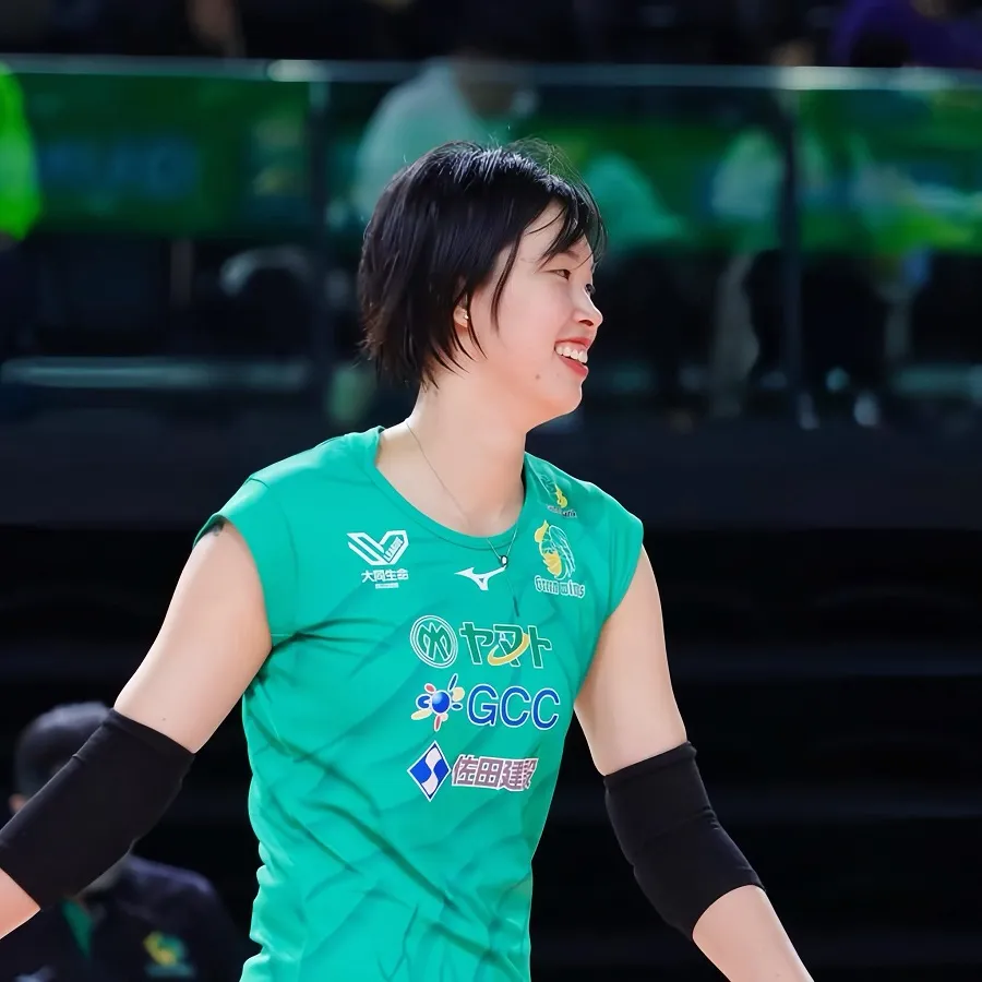 Khi cầu thủ bóng chuyền Việt Nam ăn Tết xa nhà- Ảnh 1.