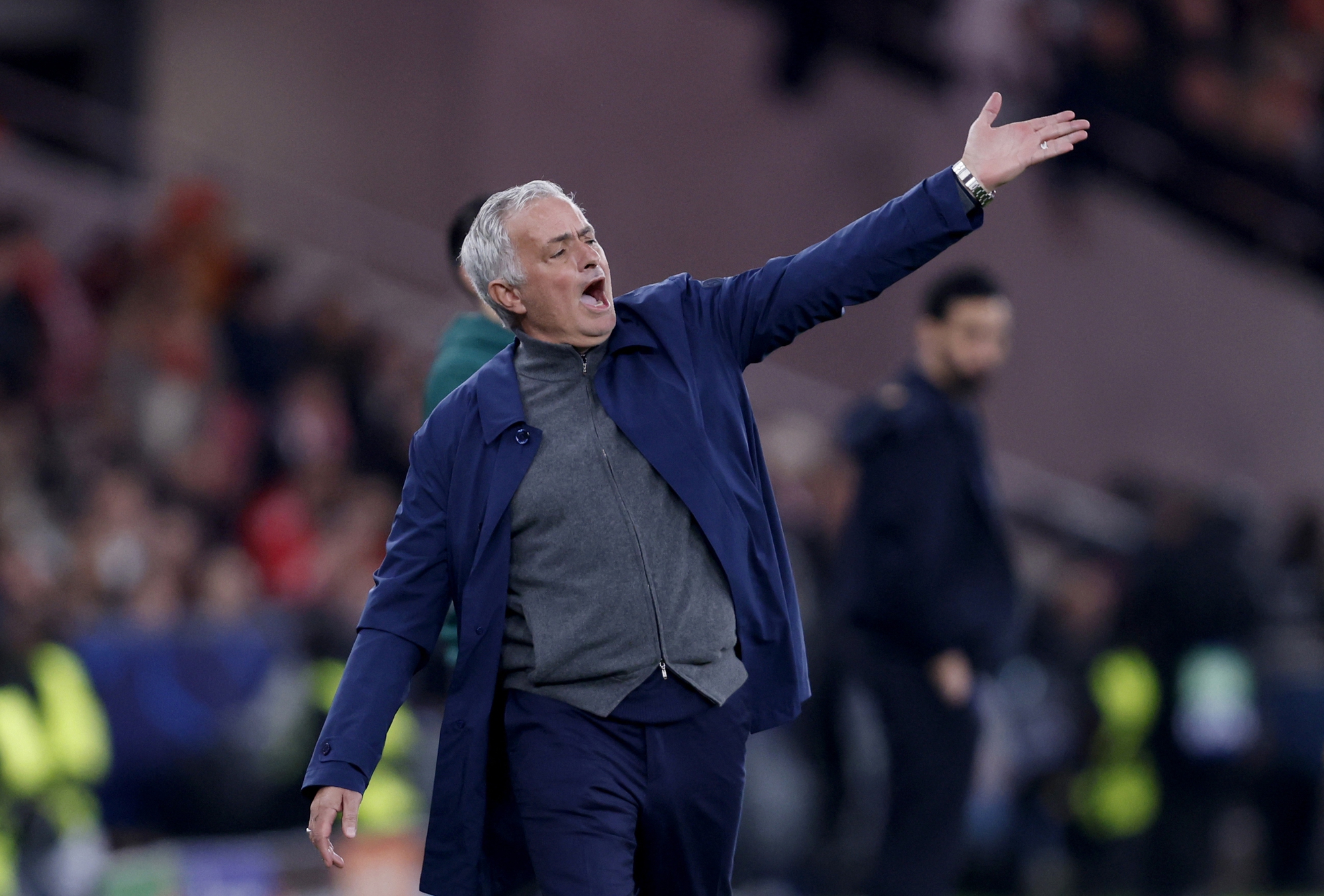 HLV Mourinho chỉ trích Vinicius là kẻ gây rối, phá hoại trận đấu- Ảnh 2.