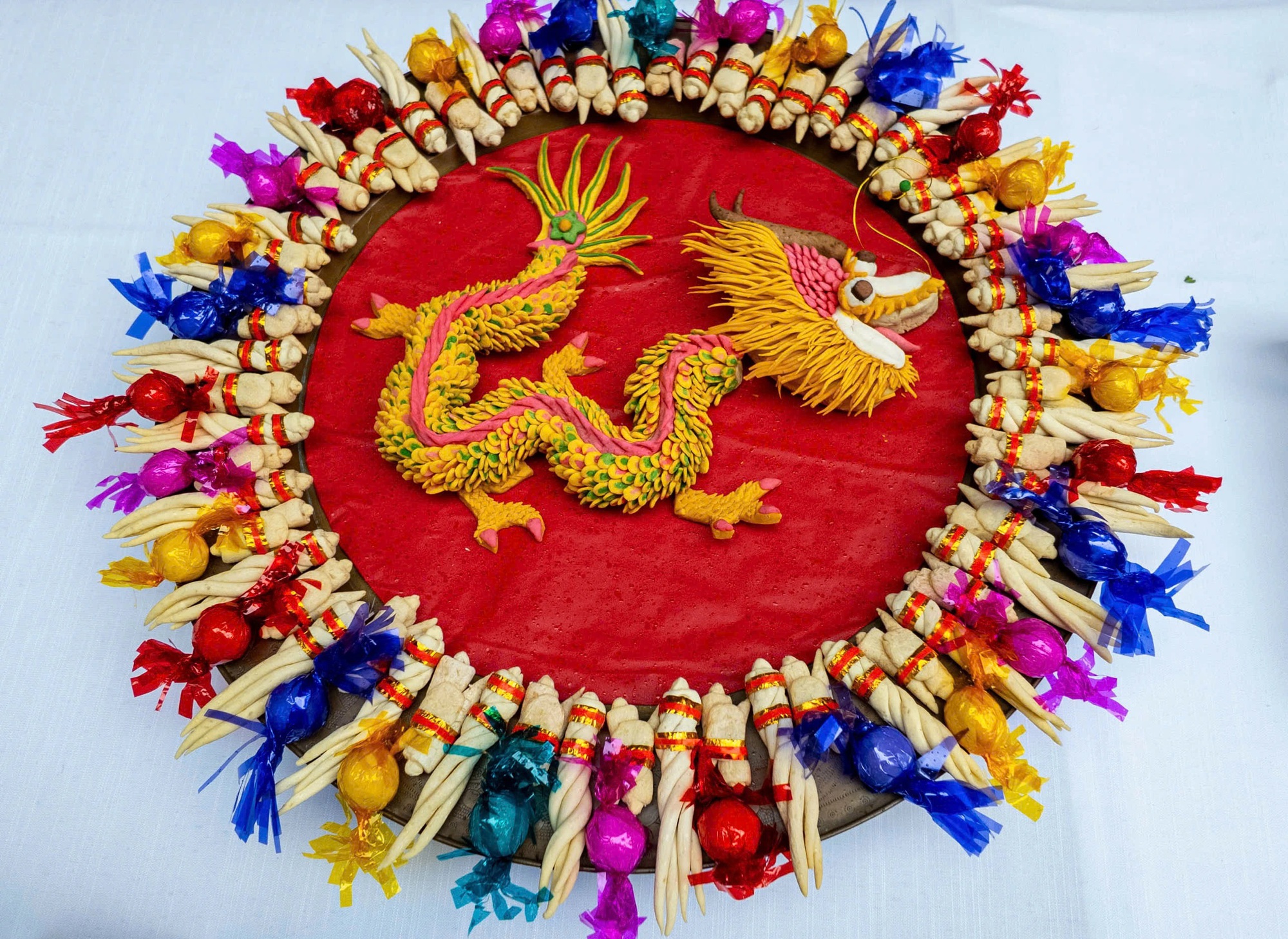 Giữ hương tết xưa: Mâm bánh rồng bay đến trời Á - Âu- Ảnh 2. Giữ hương tết xưa: Mâm bánh rồng bay đến trời Á - Âu- Ảnh 2.