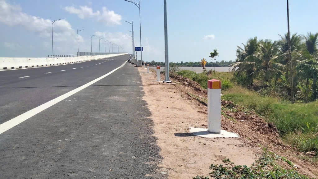 Cầu Đại Ngãi 2 được thông xe tạm và chính thức hoàn thành vào 30.4 - Ảnh 2.