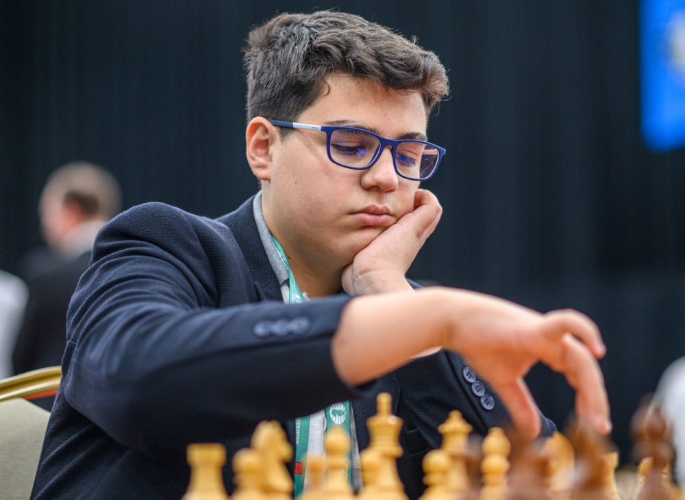 kỳ thủ 14 tuổi - Ảnh 1.