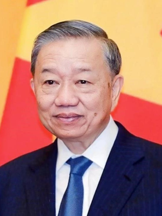 Tổng Bí thư Tô Lâm dẫn đầu đoàn đại biểu cấp cao Việt Nam thăm cấp nhà nước tới Campuchia