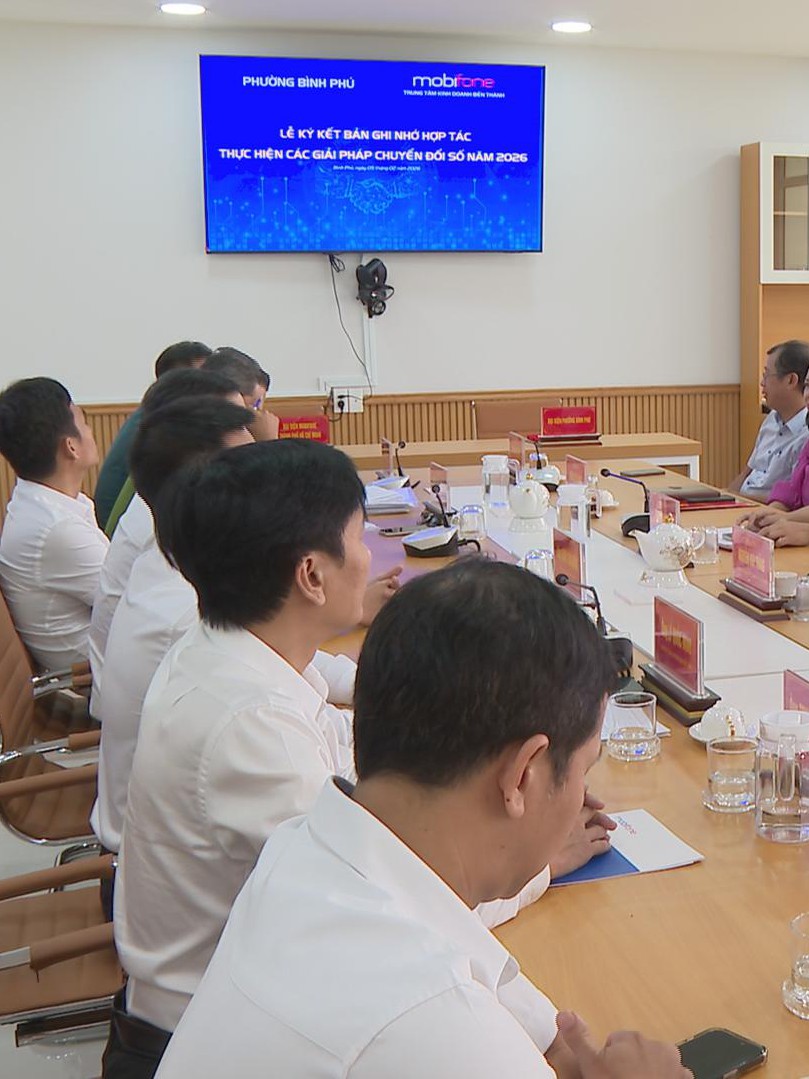 Phường Bình Phú ký kết hợp tác với MobiFone TP.HCM về chuyển đổi số năm 2026