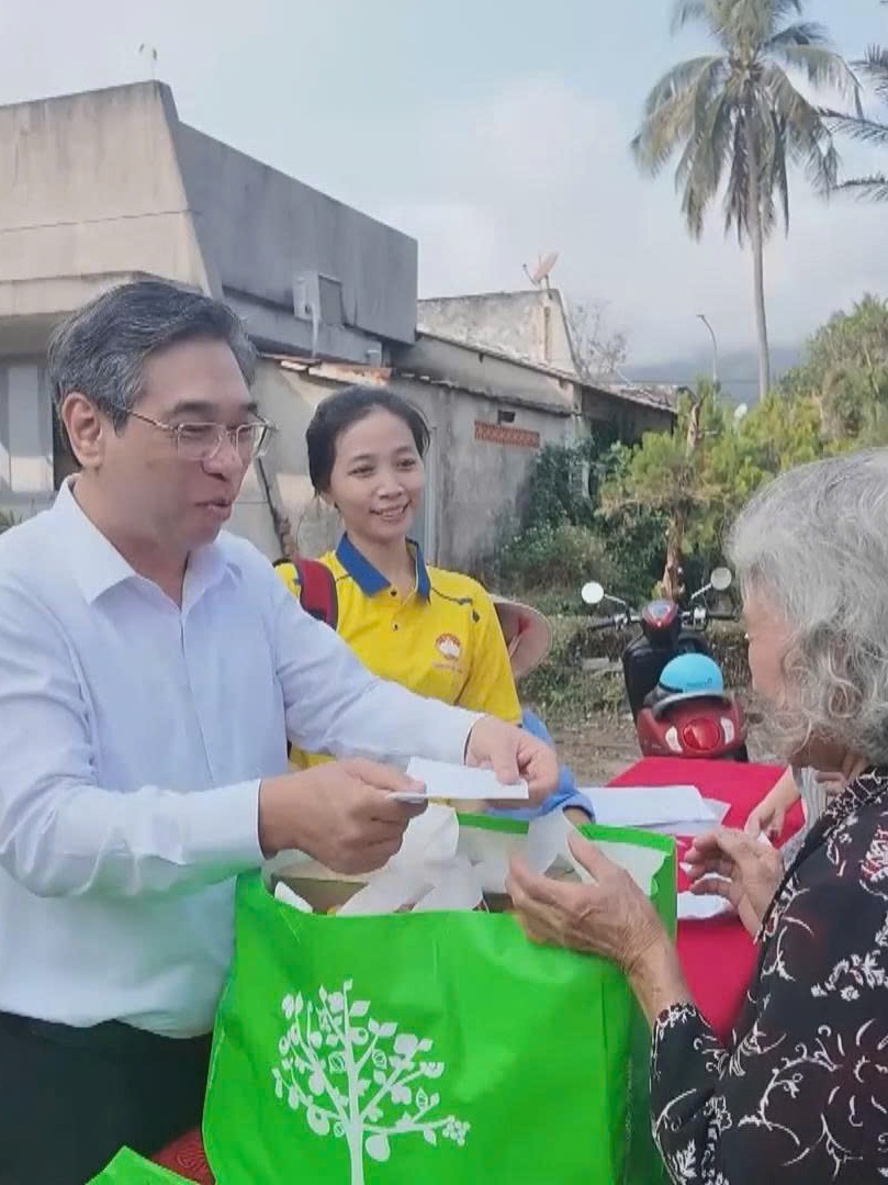 Ngày hội "Xuân đoàn kết - Tết nghĩa tình" tại Côn Đảo