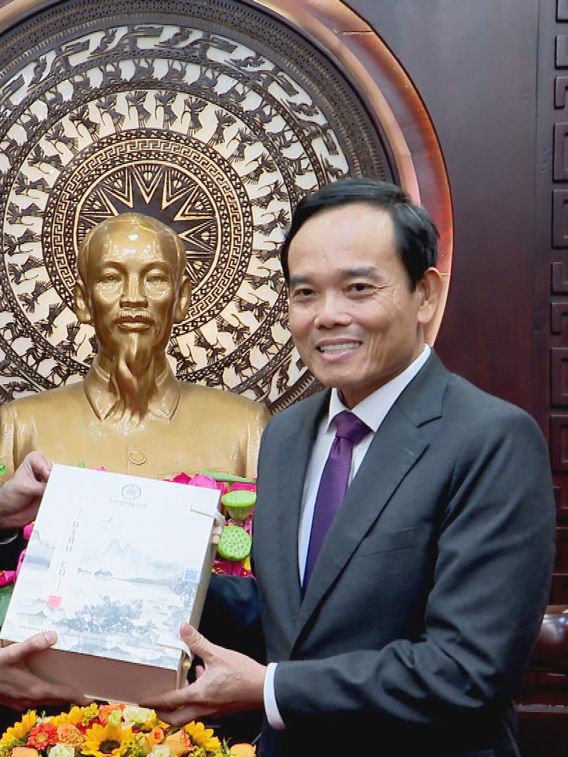 Bí thư Thành ủy TP. Hồ Chí Minh tiếp Đại sứ Singapore đến chào bắt đầu nhiệm kỳ tại Việt Nam