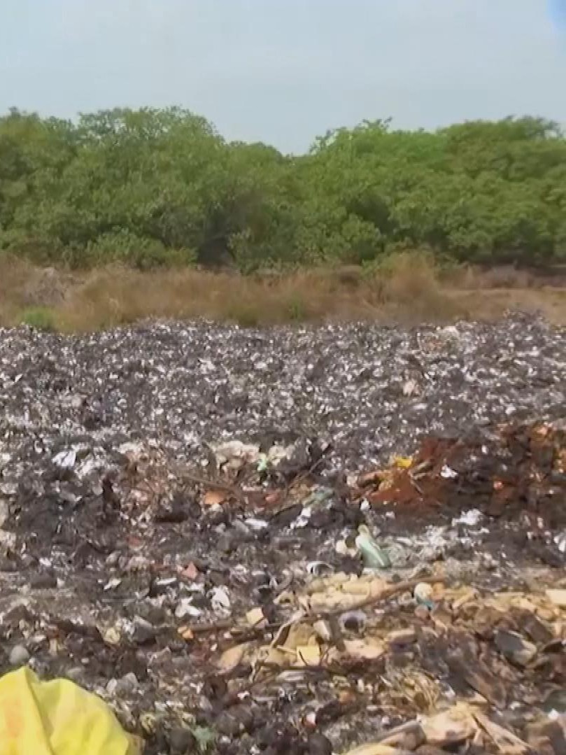 Đồng Nai: Người dân “ngộp thở” vì bãi rác tồn tại nhiều năm