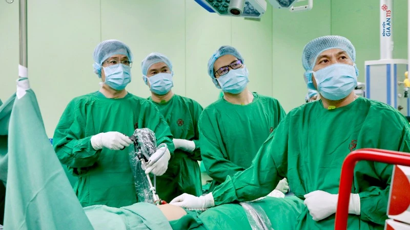 Cứu sống bệnh nhân viêm ruột thừa trên nền bệnh huyết học nặng