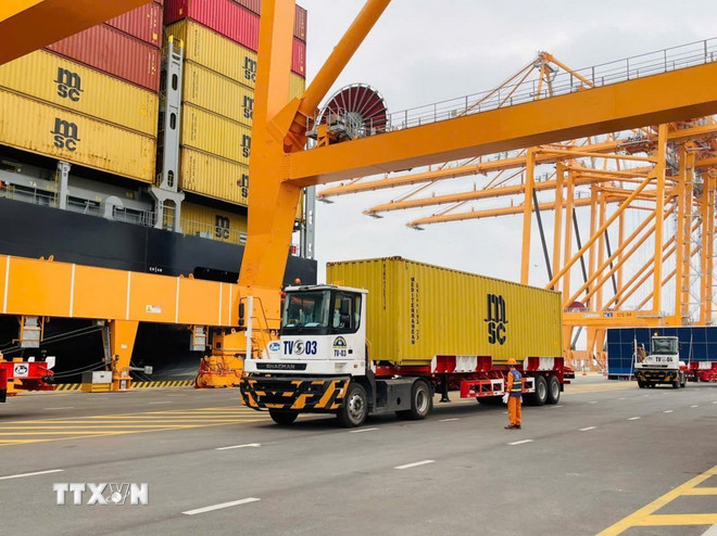 Thủ tướng chỉ đạo đẩy mạnh xuất khẩu, mở rộng thị trường trong năm 2026 - Ảnh 4.