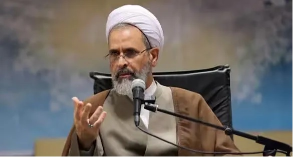 Iran bổ nhiệm Giáo sĩ Arafi vào Hội đồng Lãnh đạo Lâm thời - Ảnh 1.