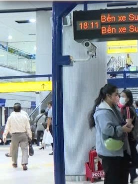 Biến động giá nhiên liệu: Người dân TP. Hồ Chí Minh ưu tiên sử dụng phương tiện công cộng