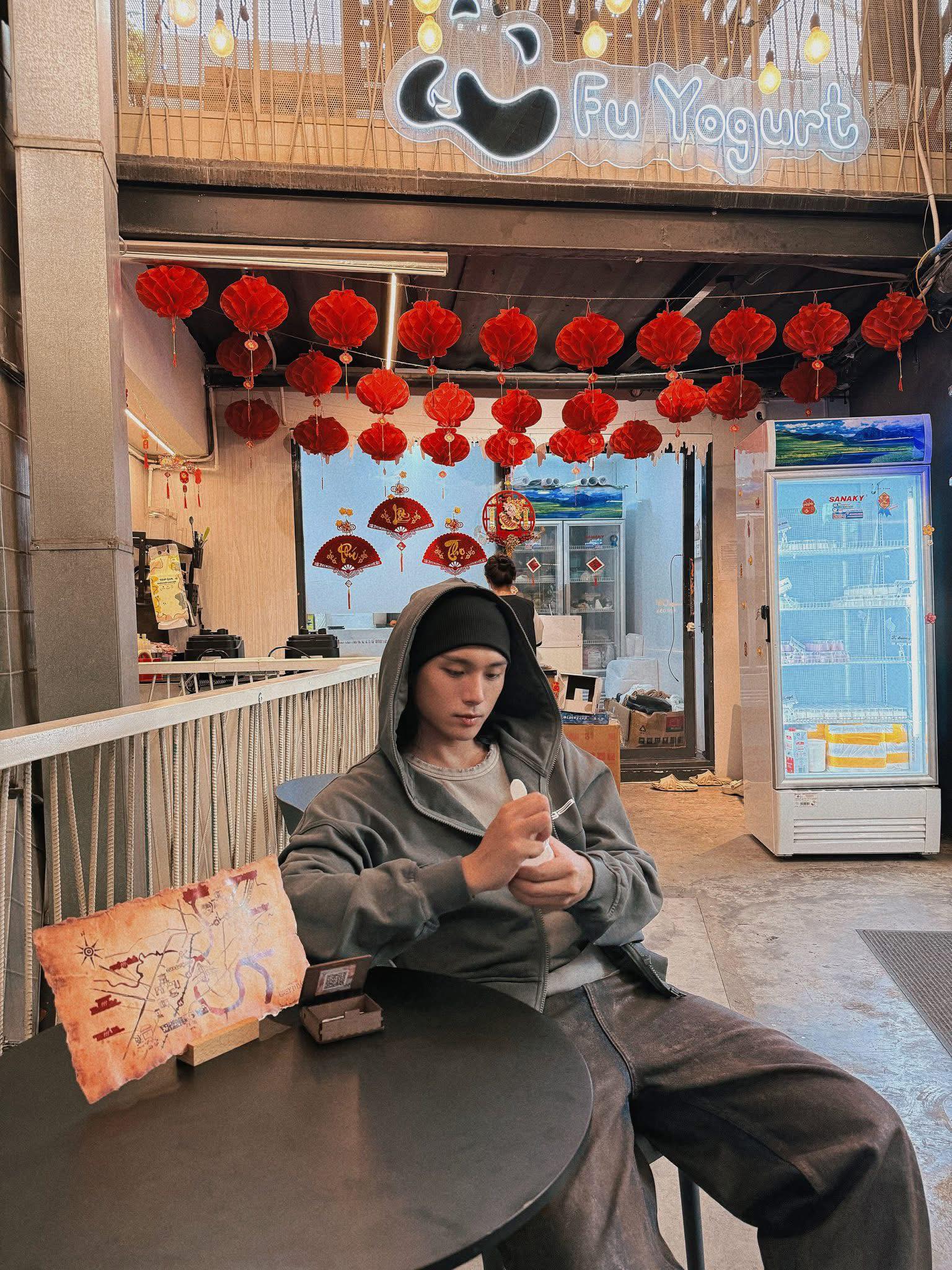 Hơn 1000 người "truy tìm" GREY D khắp TP HCM  - Ảnh 4.