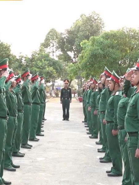 Hòa nhịp đời sống quân ngũ