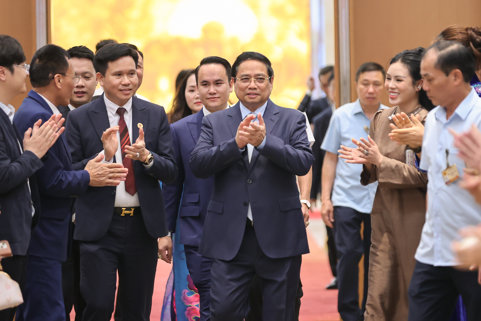 doanh nghiệp - Ảnh 1.