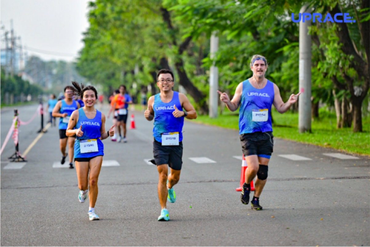 UpRace 2025: hơn 900.000 người cùng chạy, gần 3,5 triệu km ghi nhận vì cộng đồng - Ảnh 1.