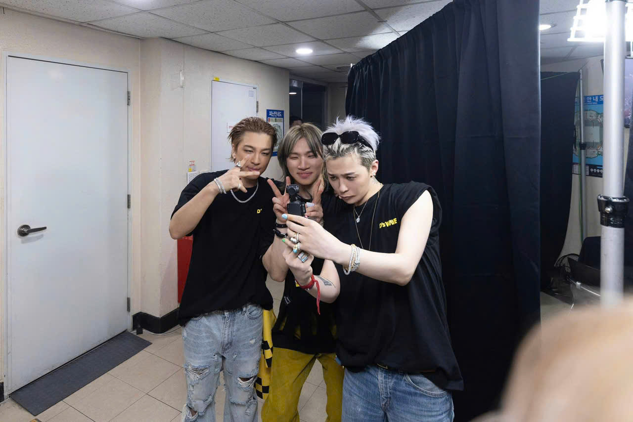 Big Bang tổ chức world tour kỷ niệm 20 năm, fan nhắc "đừng quên Việt Nam nha"- Ảnh 2. Big Bang tổ chức world tour kỷ niệm 20 năm, fan nhắc "đừng quên Việt Nam nha"- Ảnh 2.