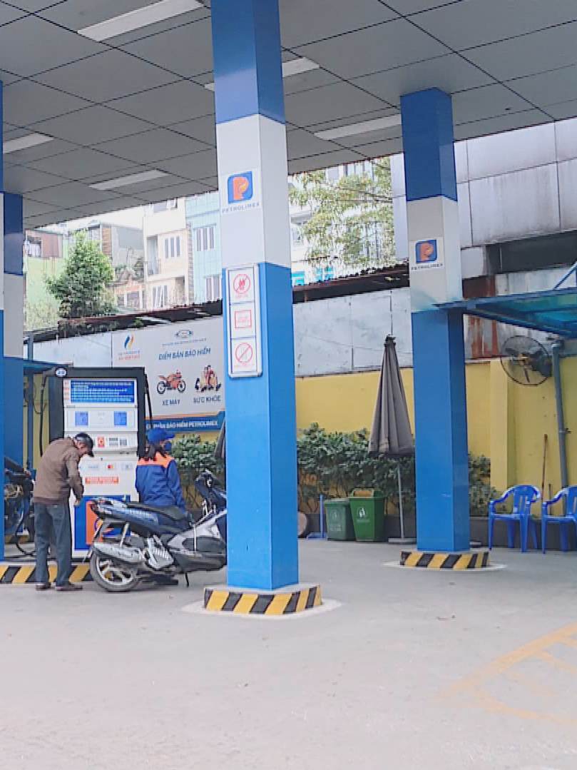 Bộ Tài chính đề xuất giảm thuế nhập xăng dầu về 0% do căng thẳng Trung Đông