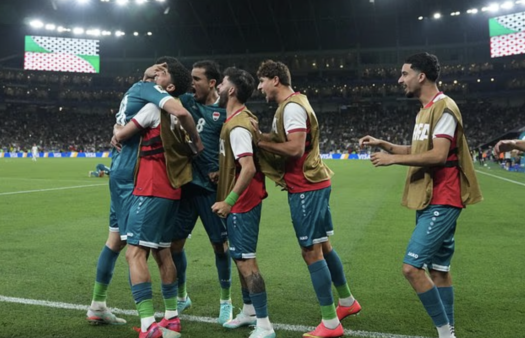 Iraq bùng nổ trận play-off, giành vé World Cup sau 40 năm - Ảnh 4.