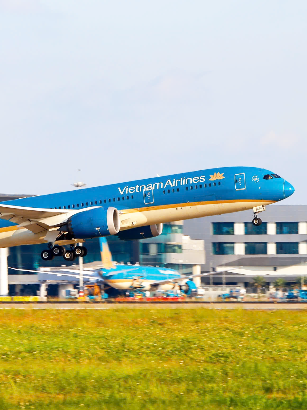 Vietnam Airlines Group tăng tải, cung ứng hơn 1 triệu ghế dịp Giỗ Tổ Hùng Vương và 30/4 – 1/5