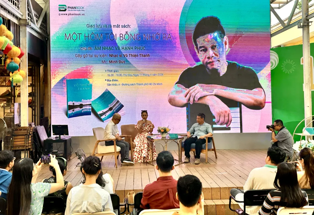 Nhạc sĩ Võ Thiện Thanh ra mắt sách "Một hôm tôi bỗng nhớ ra"- Ảnh 1.