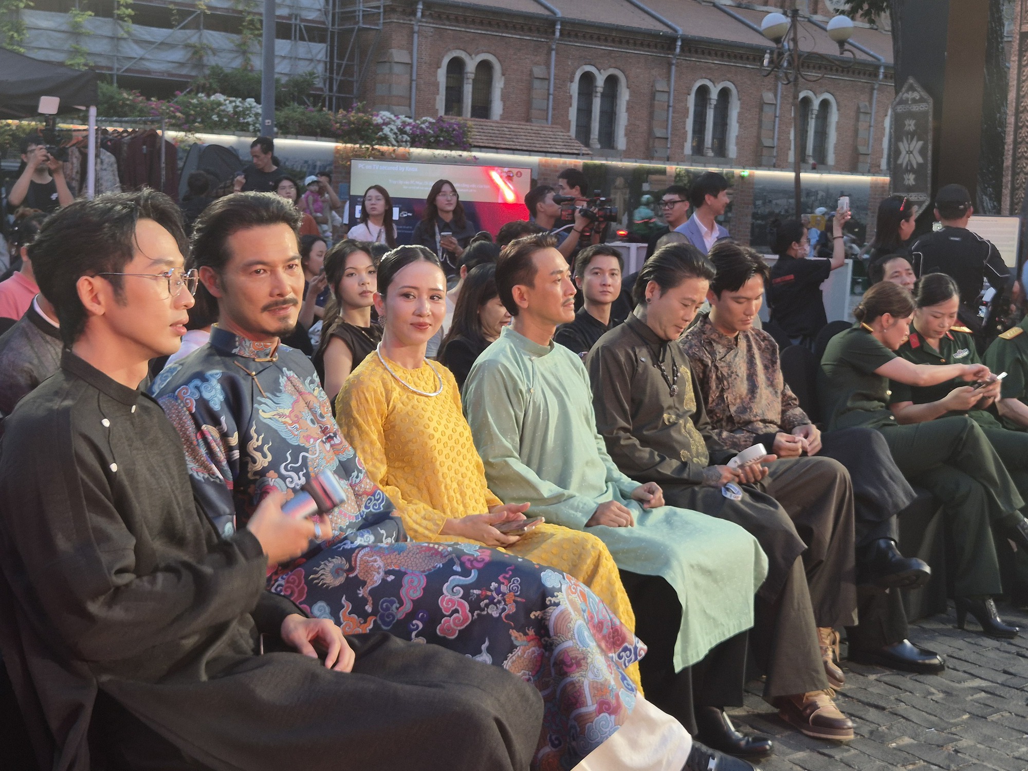 Diễn viên Tuấn Trần: "Trong cái rủi có cái hên!" - Ảnh 3.