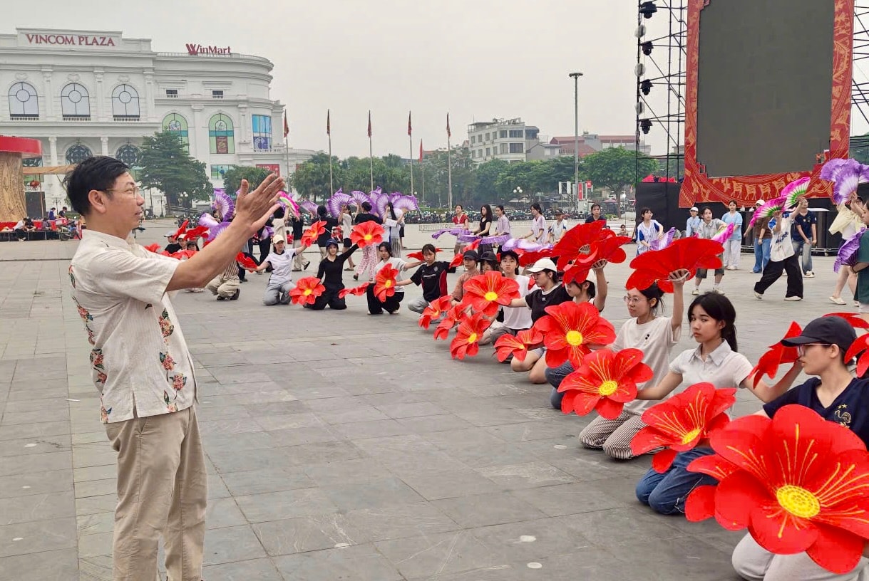 lễ hội đền hùng - Ảnh 2.