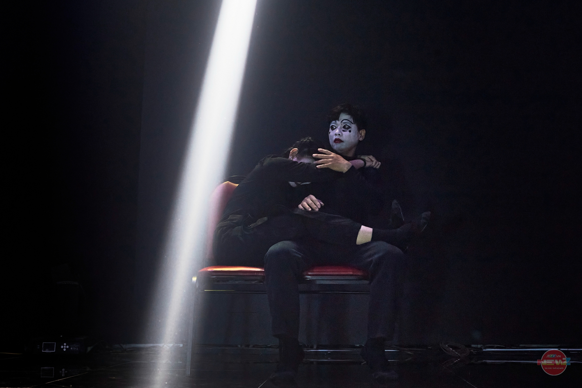 Nghệ thuật bao hàm: Một vòng tay ôm trọn - Ảnh 6.