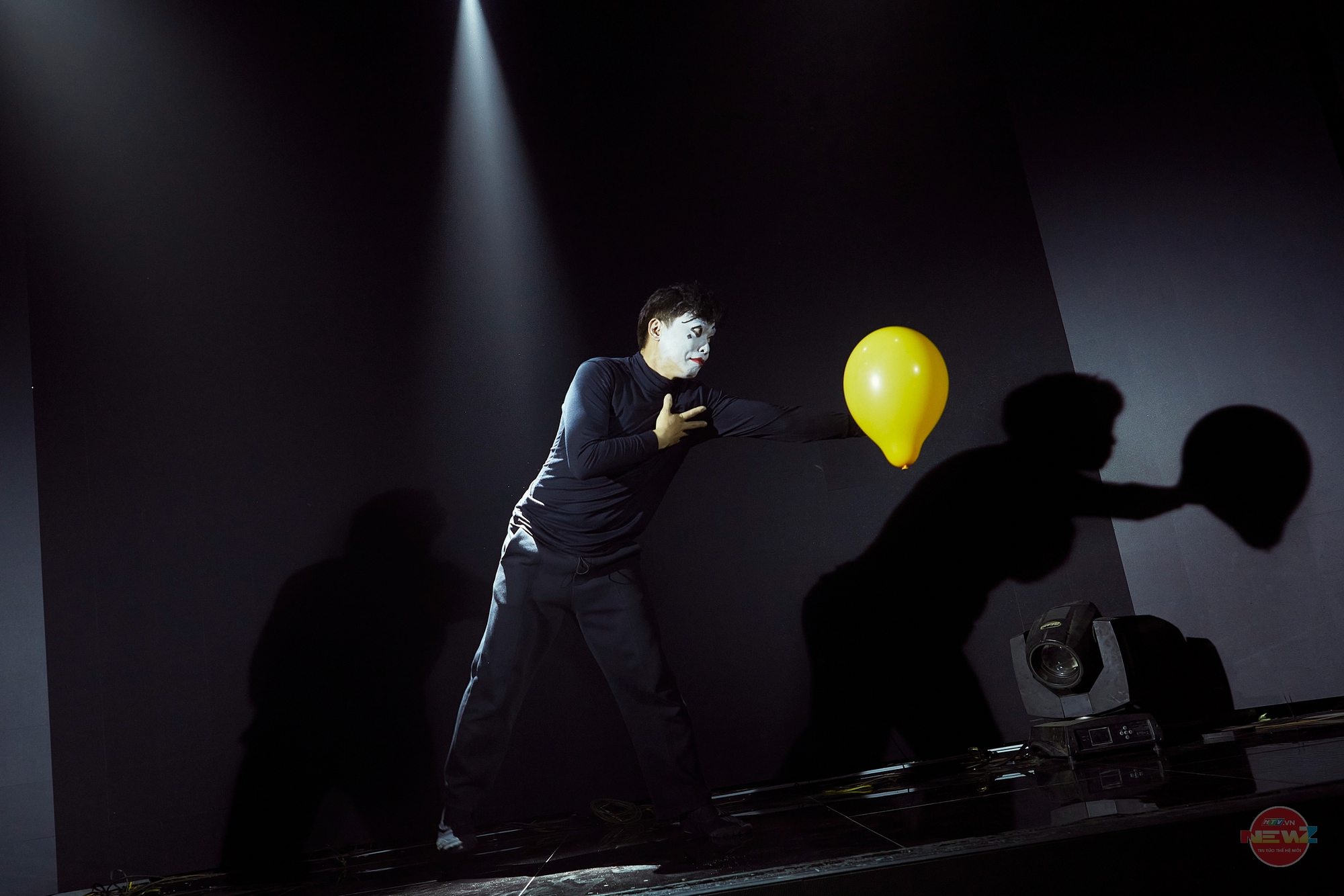 Nghệ thuật bao hàm: Một vòng tay ôm trọn - Ảnh 7.