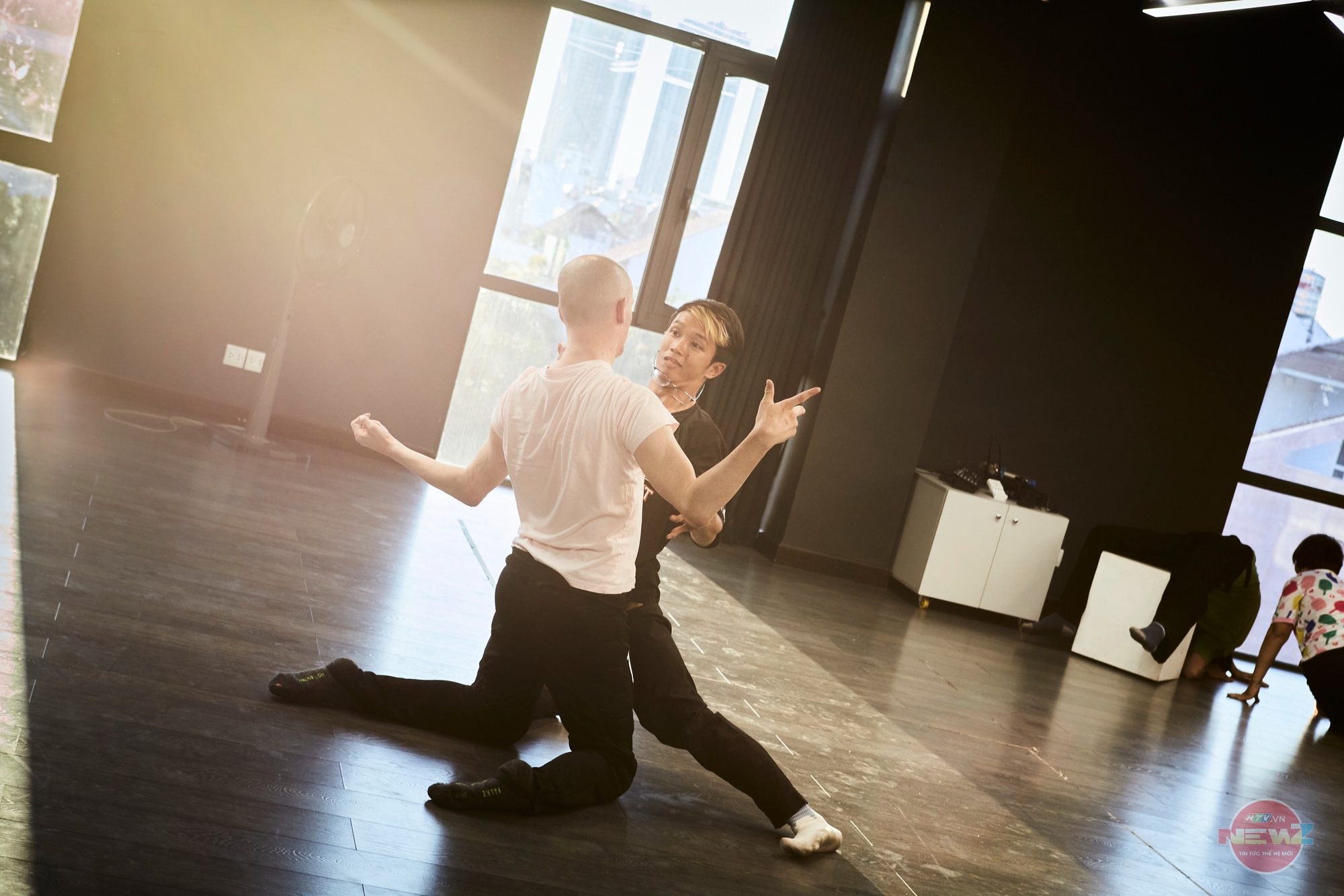 Nghệ thuật bao hàm: Một vòng tay ôm trọn - Ảnh 21.