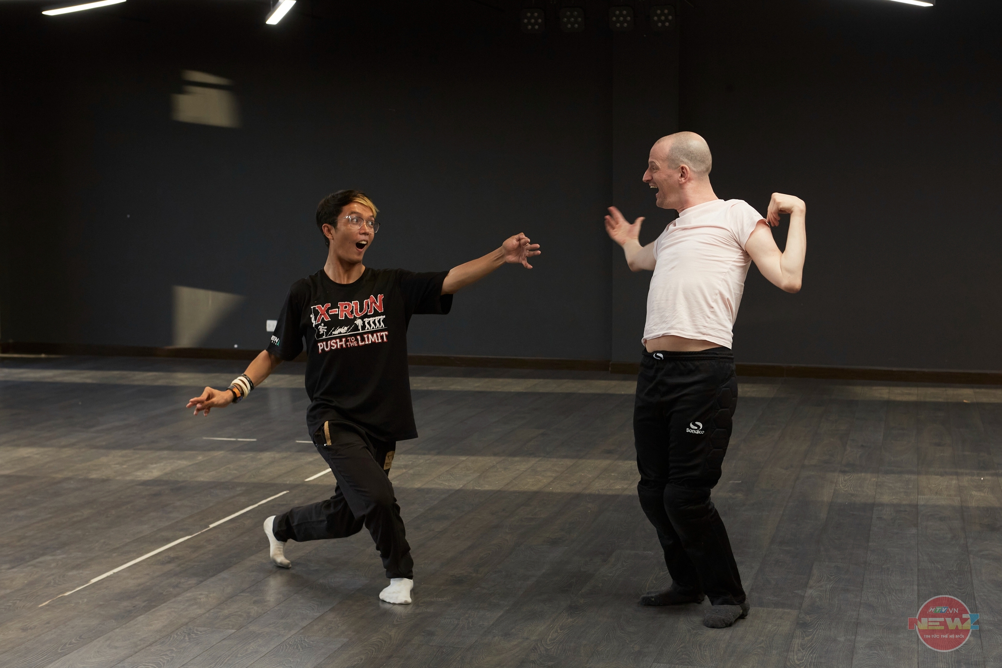 Nghệ thuật bao hàm: Một vòng tay ôm trọn - Ảnh 22.