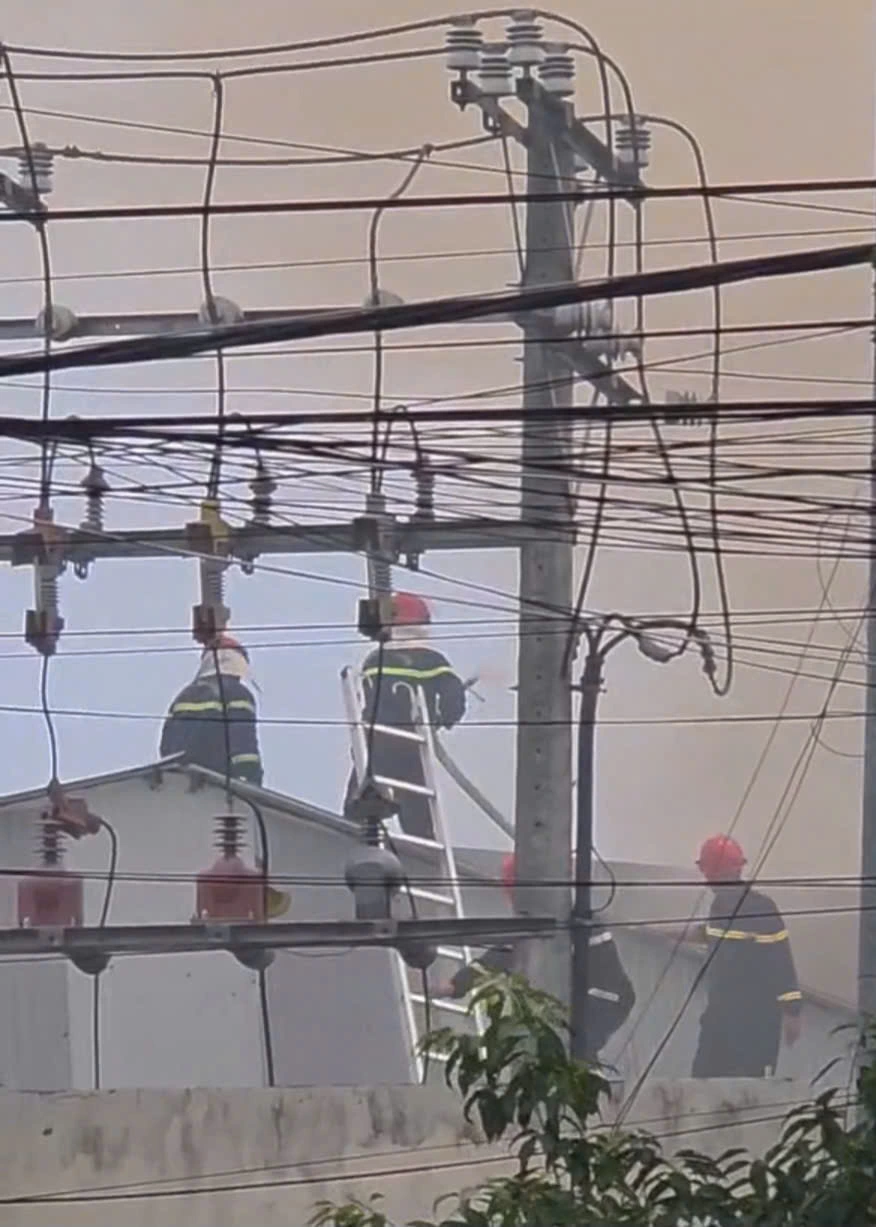 Cháy nhà ở phường Cam Ly - Đà Lạt, cả khu dân cư hoảng loạn- Ảnh 2.