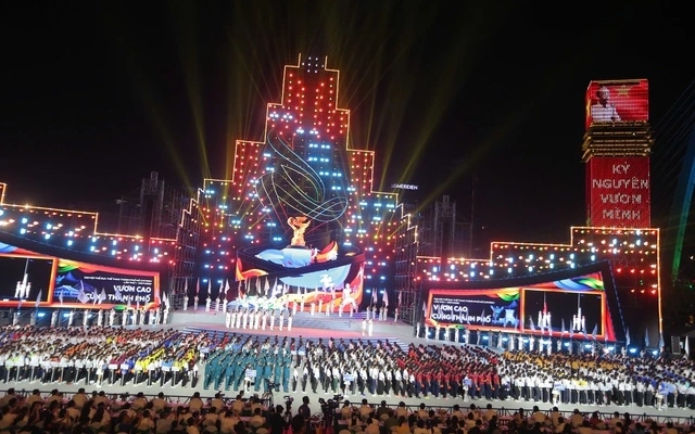 Khai mạc Đại hội TDTT TP. Hồ Chí Minh lần thứ I năm 2026: “Vươn cao cùng thành phố”