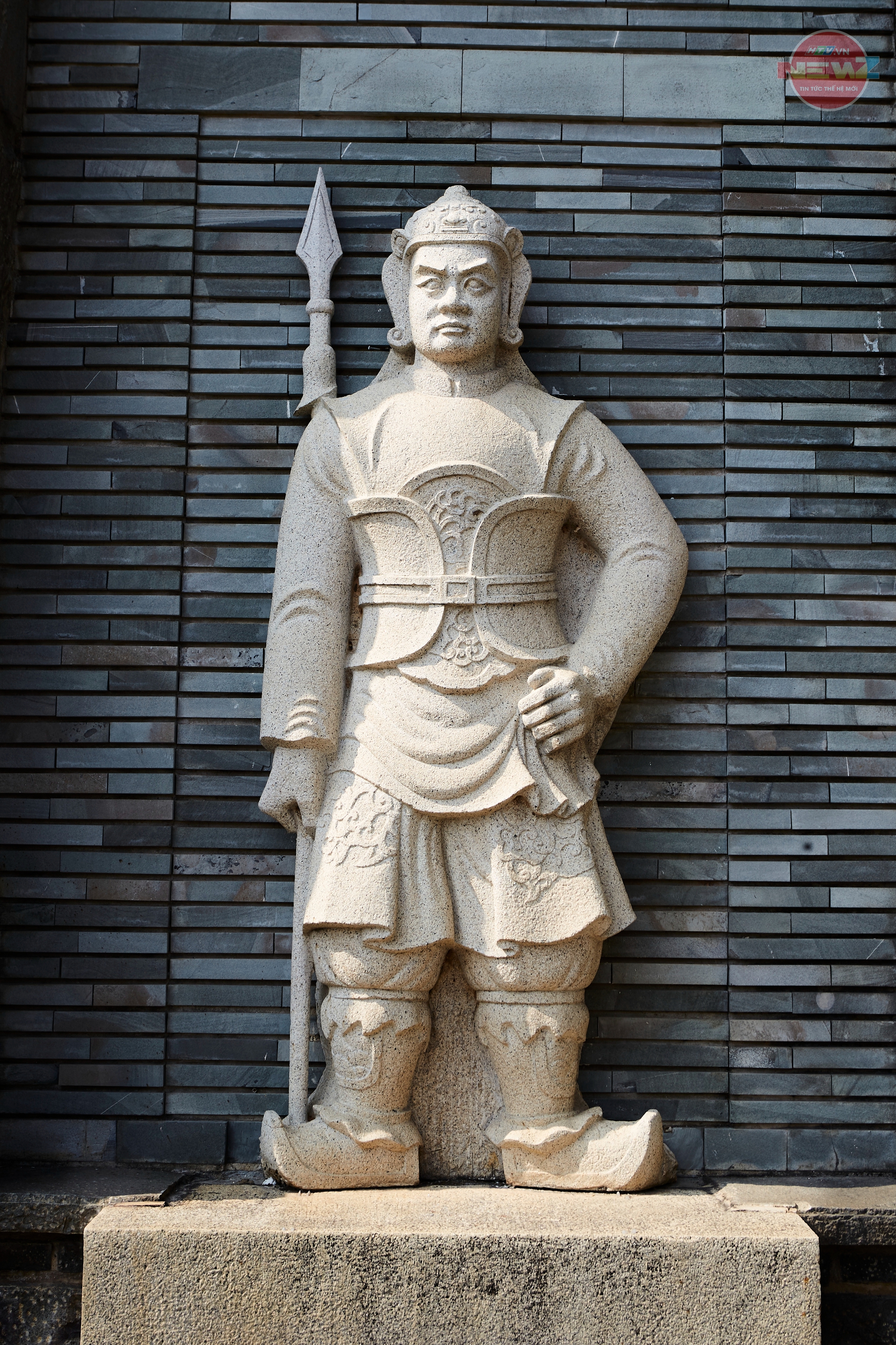 Ghé thăm Đền tưởng niệm các Vua Hùng ở TP.HCM dịp Giỗ Tổ Hùng Vương - Ảnh 6.