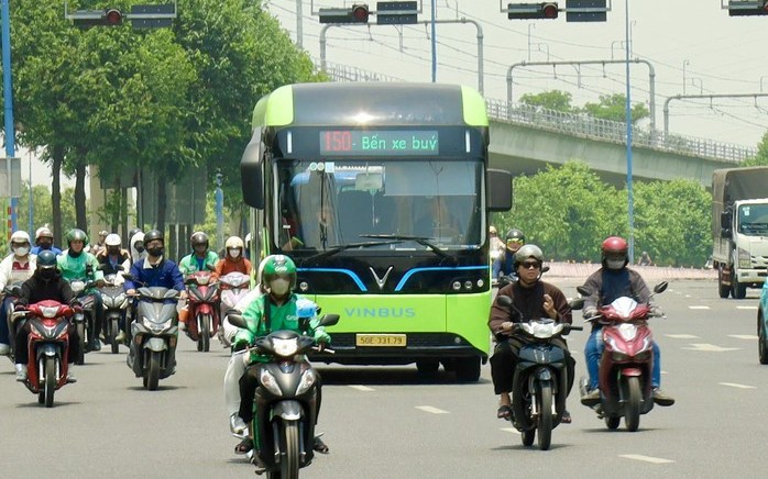 8 bước triển khai 13 tuyến xe buýt đưa người dân TP.HCM đi sân bay Long Thành- Ảnh 1.