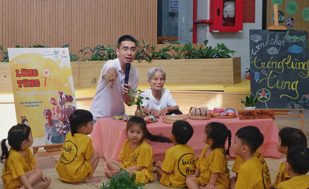 Người trẻ giữ hồn xưa: Mở workshop cho trống lùng tùng- Ảnh 1.